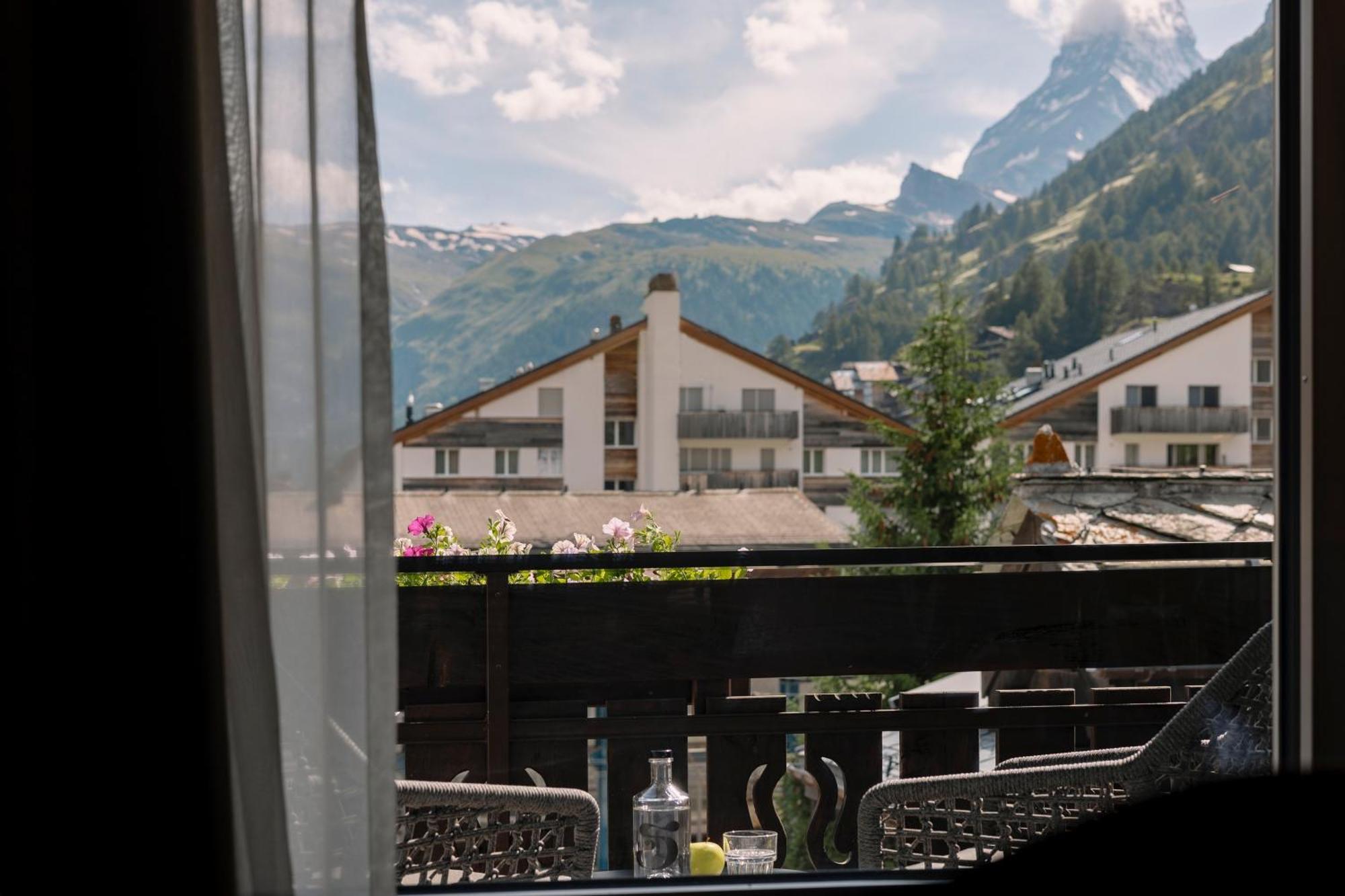 Schloss Zermatt - Cbd & Adaptogenic Spa And Sport Hotel Zewnętrze zdjęcie