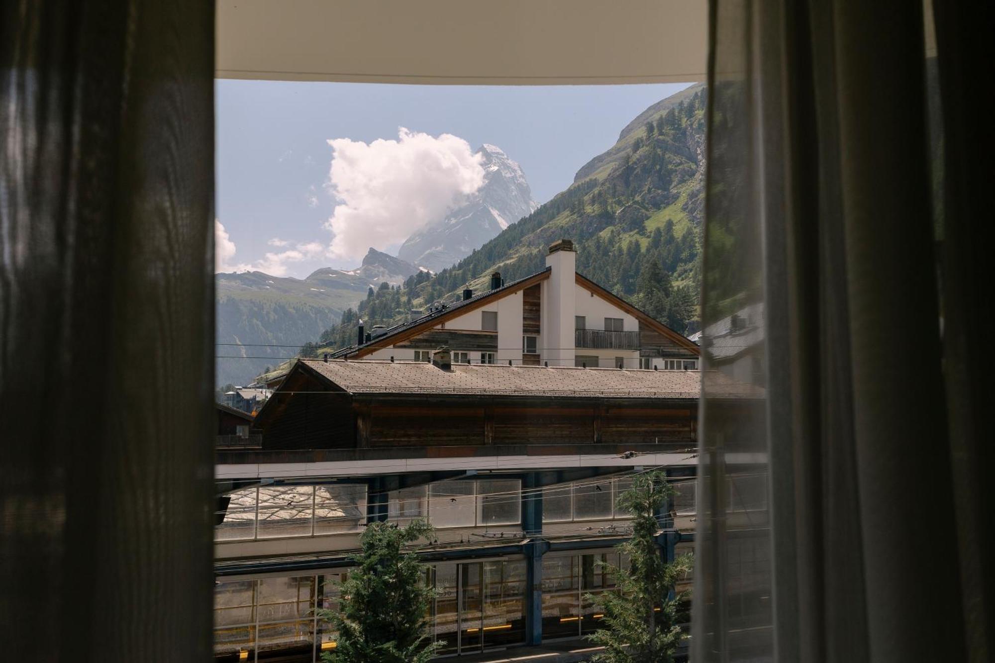 Schloss Zermatt - Cbd & Adaptogenic Spa And Sport Hotel Zewnętrze zdjęcie