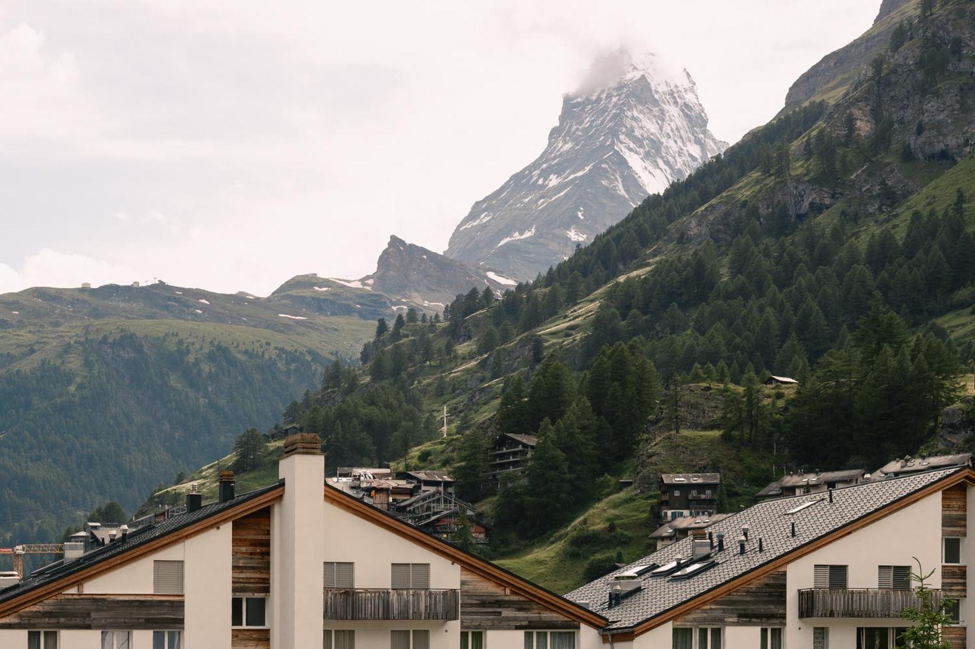 Schloss Zermatt - Cbd & Adaptogenic Spa And Sport Hotel Zewnętrze zdjęcie