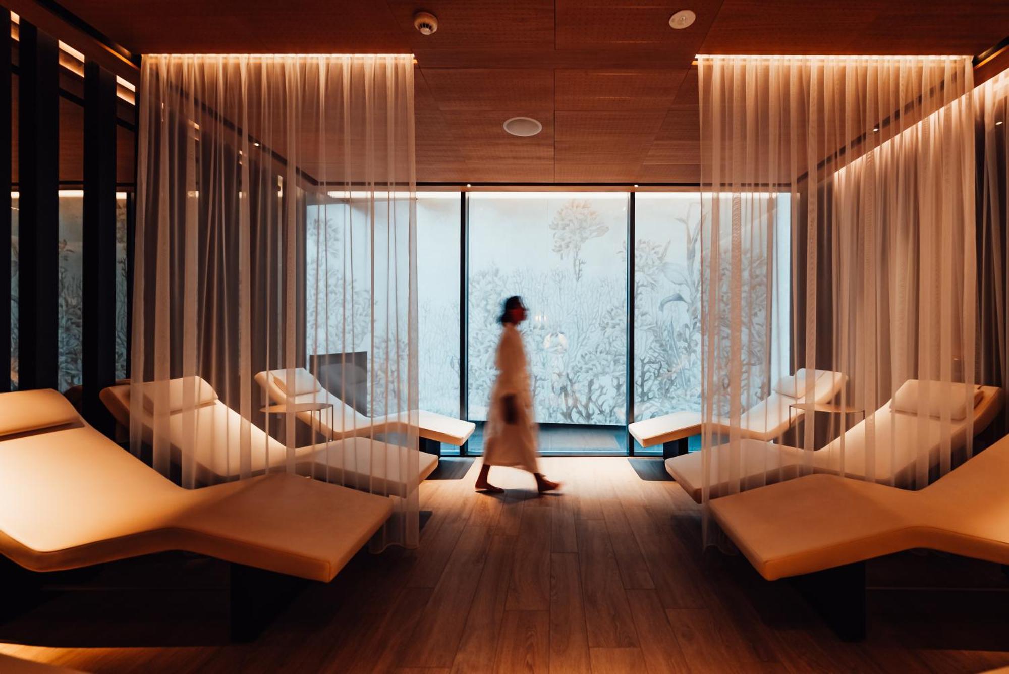 Schloss Zermatt - Cbd & Adaptogenic Spa And Sport Hotel Zewnętrze zdjęcie